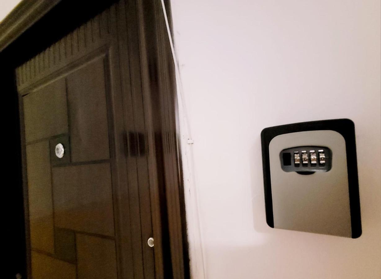 Christal Apartment Bacău エクステリア 写真